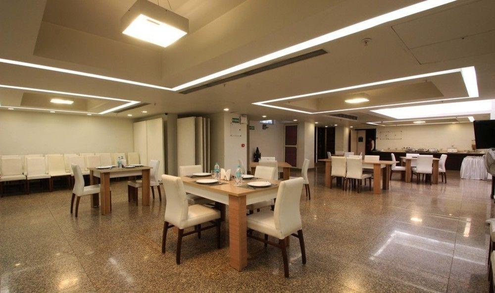 象牙白32酒店 新德里 外观 照片