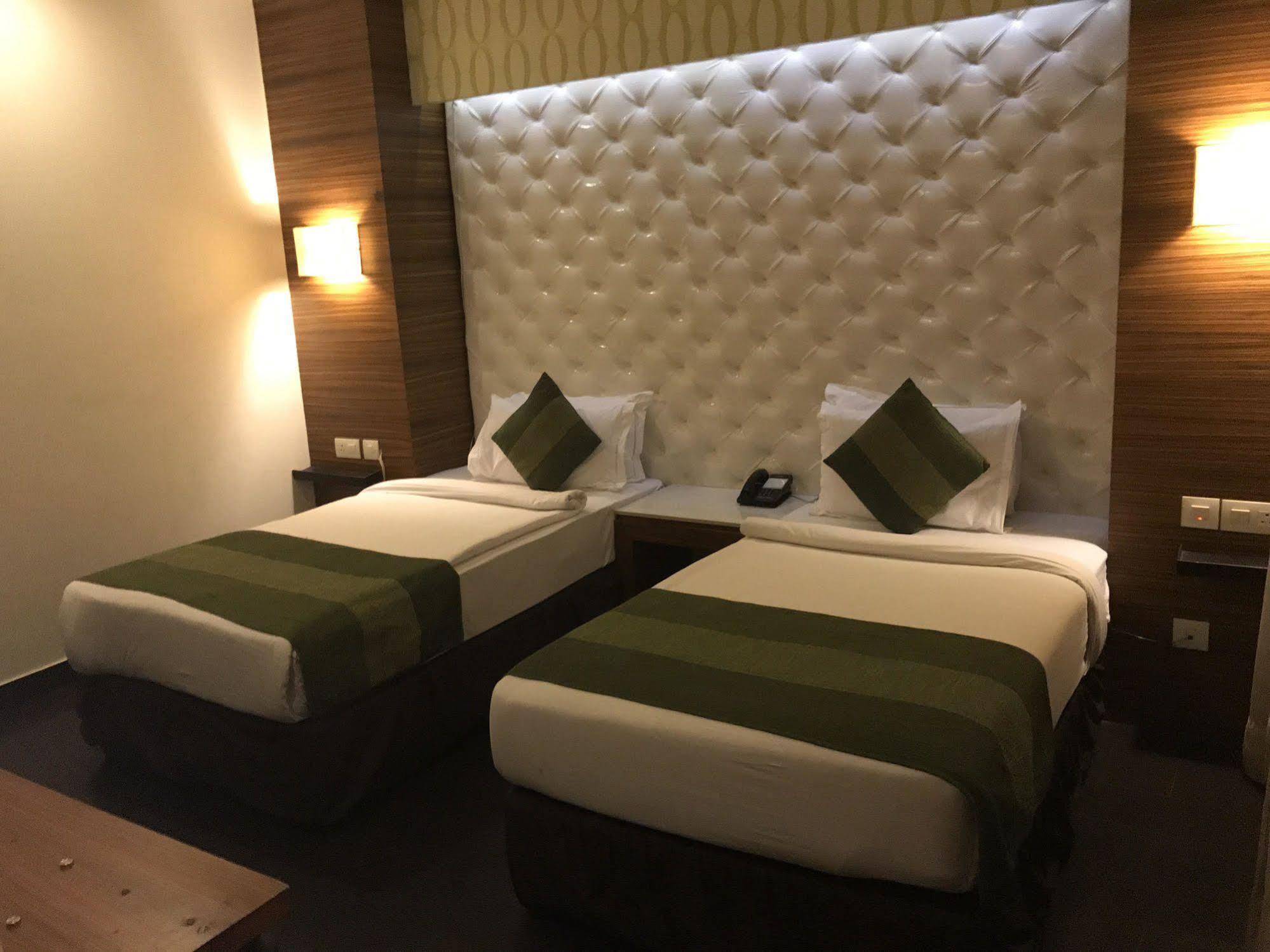象牙白32酒店 新德里 外观 照片