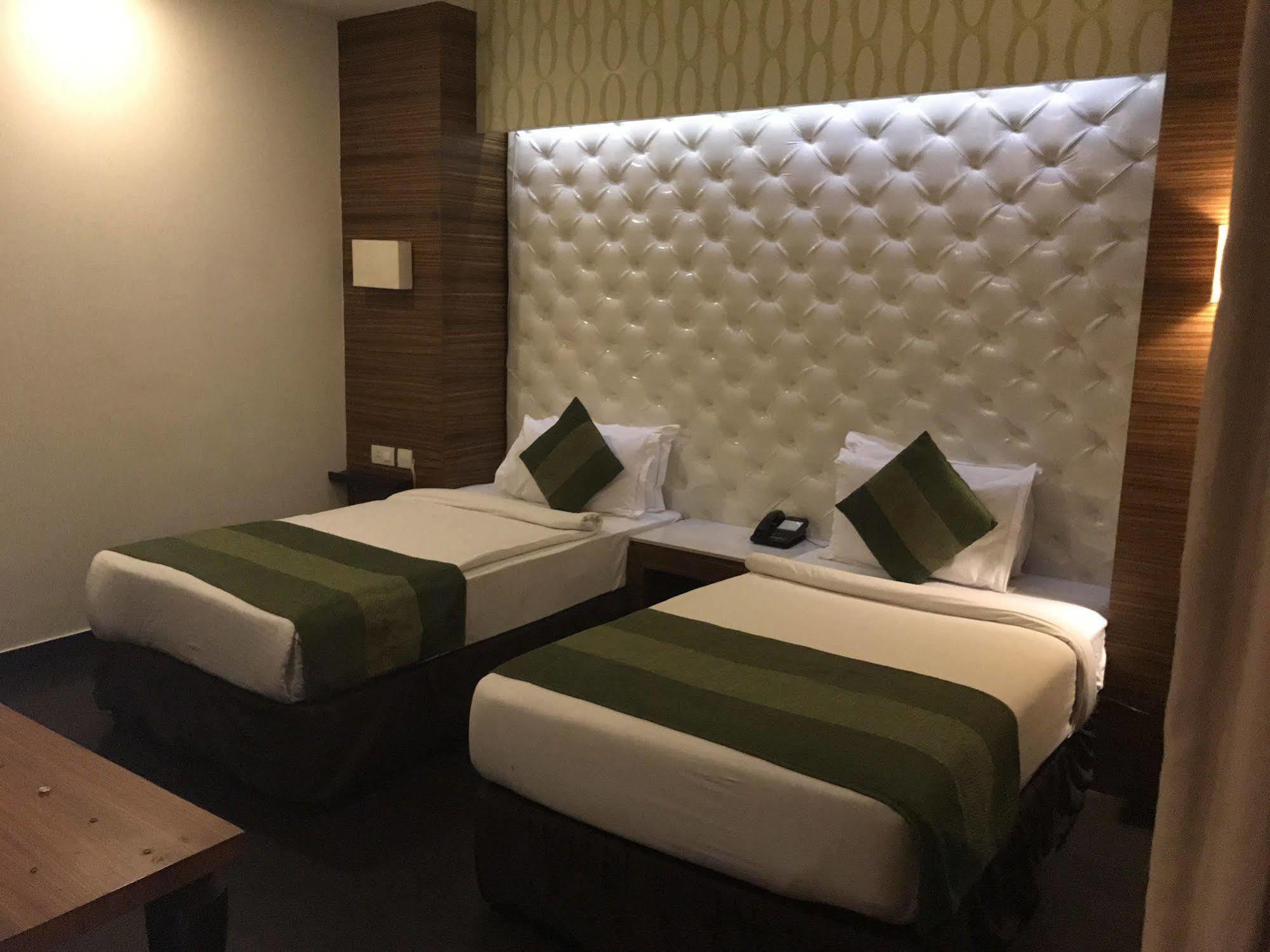 象牙白32酒店 新德里 外观 照片